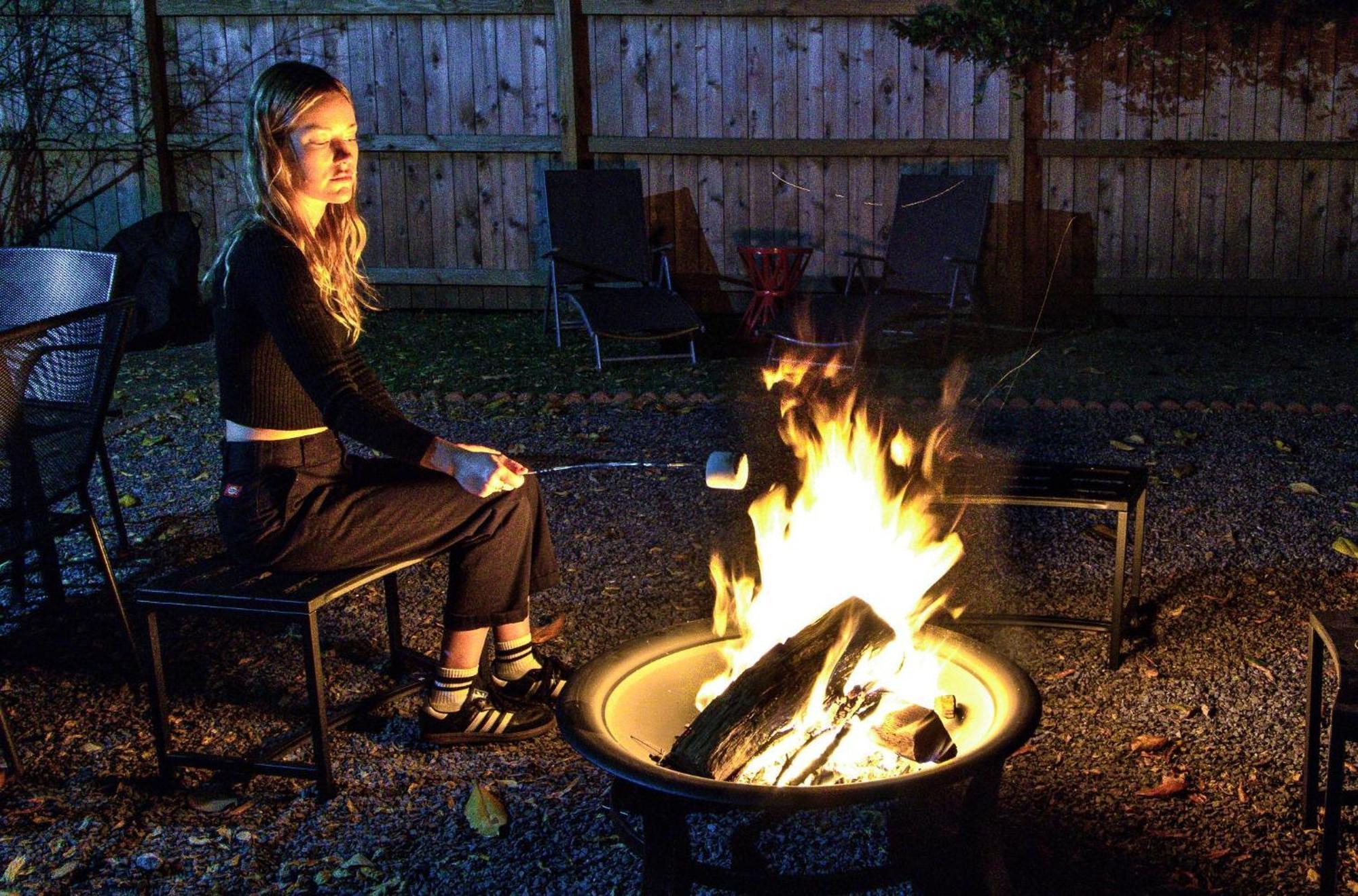 Spacious Bungalow With 6 Beds, Games, And Fire Pit - Close To Beale Street, Bbq, Graceland, & Liberty Bowl เมมฟิส ภายนอก รูปภาพ